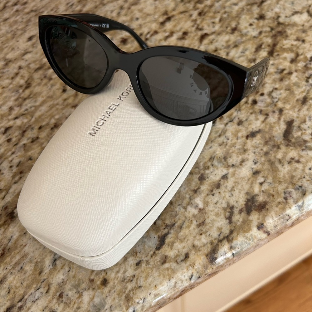 Michael Kors Black Oval Sunglasses Brand New